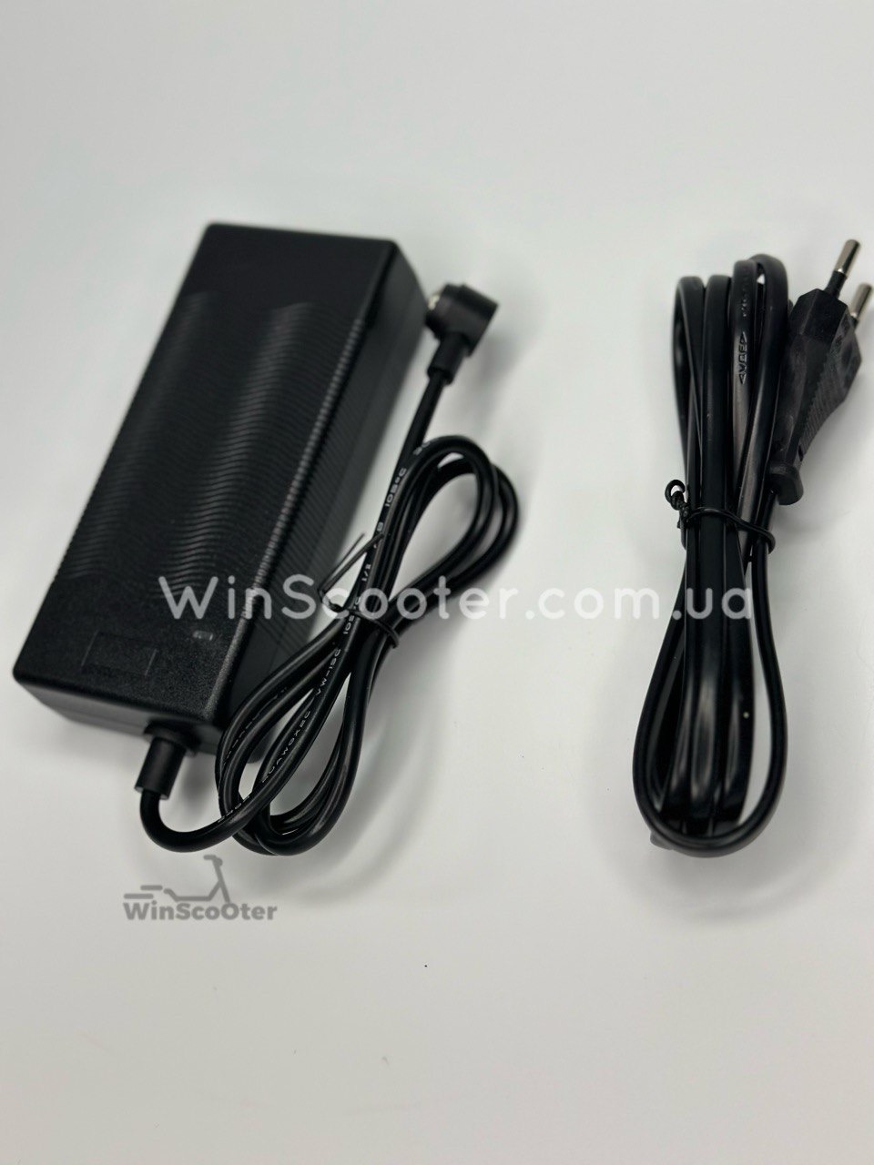 Зарядний пристрій Xiaomi Mi Scooter 4,4 Pro, 4 Lite